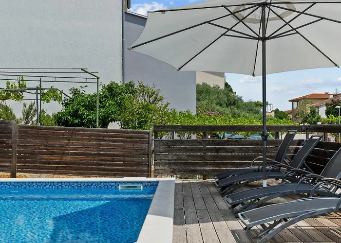 Apartman Petrinic - M By Guide Póla
